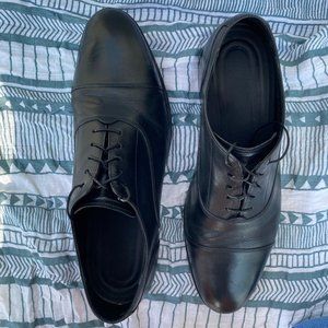 Black Cole Haan Leather Oxfords